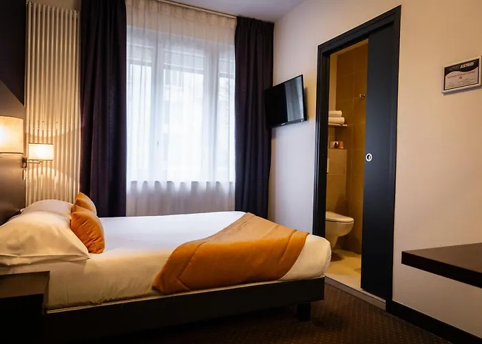 Astrid Centre Hotel 2*