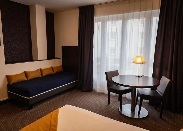 Astrid Centre Hotel 2*