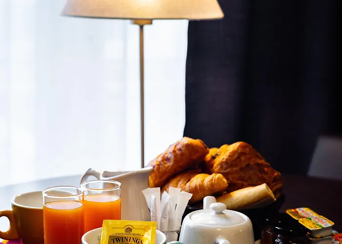 מלון Astrid Centre